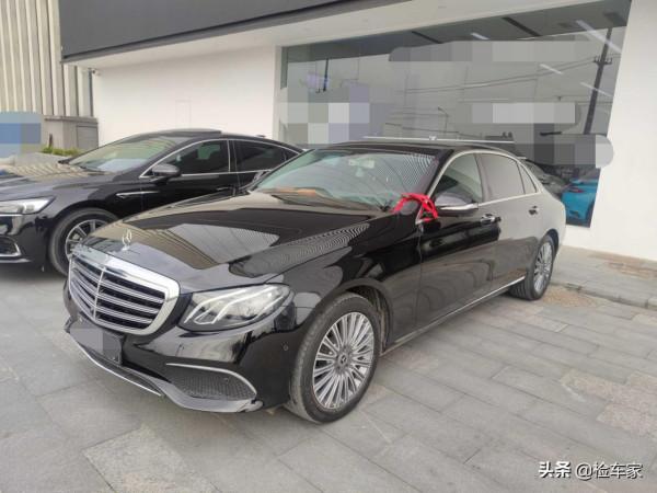 47萬喜提賓士E300，結果才開一個月就賣，檢測師：起碼虧1萬