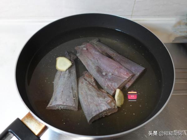 曬曬老公做的下飯菜，食材稀罕不常見，簡單一炒端上桌，越嚼越香