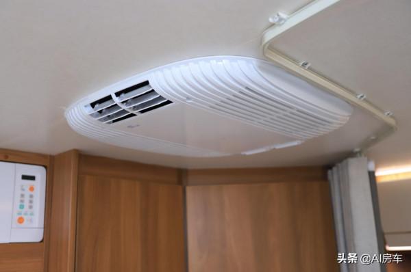 德系合資，6座3.0T動力，油耗8毛/公里，有吃住功能，實拍朗宸T60