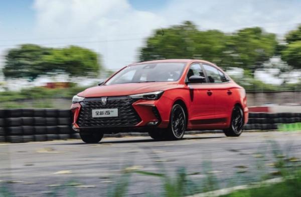 注入運動血液 場地試駕榮威i5 GT 1.5T 注入運動血液 場地試駕榮威i5 GT 1.5T