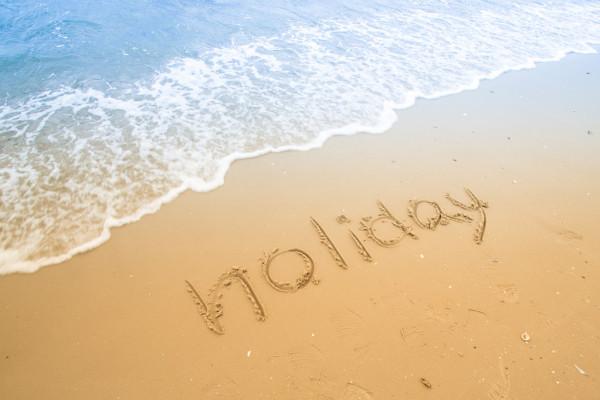 手工DIY丨值得一試的小手工（滴膠燈泡海景）