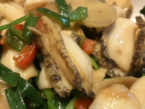 潮爸9月20日午餐記錄，仔姜炒鮑魚、嫩豆腐蝦泥雞蛋羹、自制叉燒