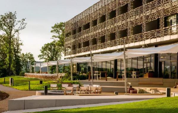 一盆浴湯吸收自然能量 | Seezeitlodge精品溫泉水療酒店 一盆浴湯吸收自然能量 | Seezeitlodge精品溫泉水療酒店