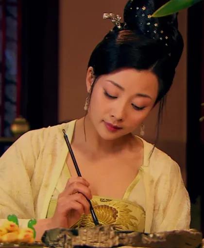 開年以來八部熱播現代劇中的女主角，幾乎清一色的女強人定位