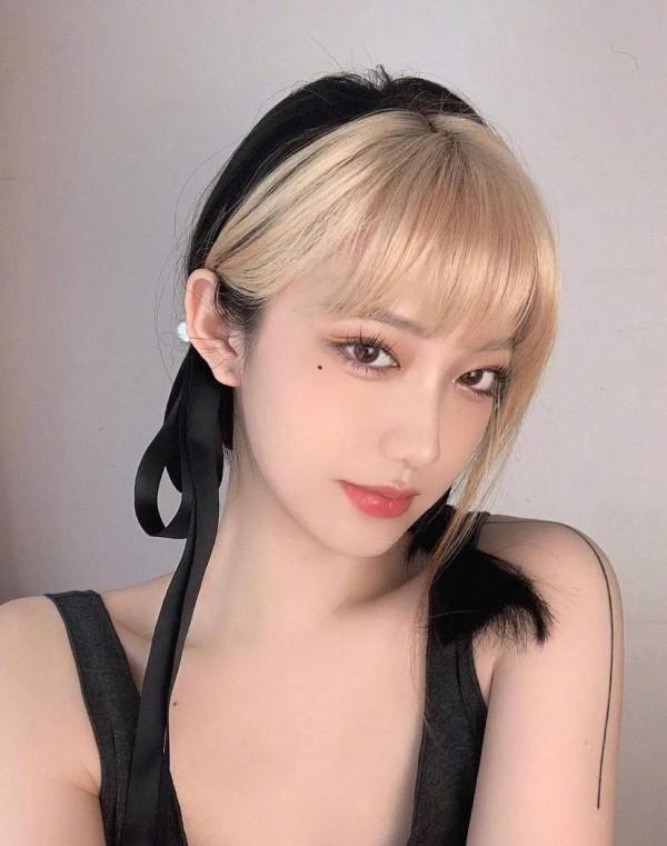 2021年第一個爆款髮型「爆頂染」