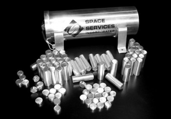 俄羅斯殯葬公司新服務，骨灰被做成煙花燃放，還能送去太空旅遊？