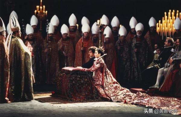 分娩也要公開“表演”：曾經的法國王室，愛拿生命去做“真人秀”