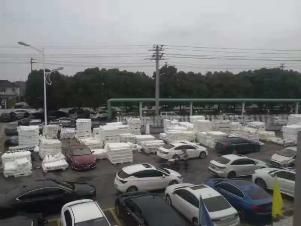 印染廠爆倉，坯布堆到馬路上！但訂單真的好轉了？或是假象