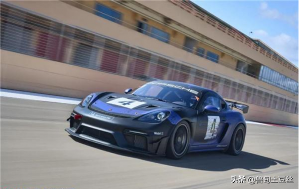 「轂銳馳」比公路版更加純粹&mdash;保時捷718 GT4 RS Clubsport