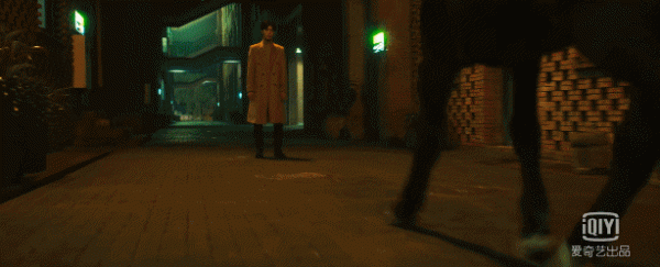 9.1跌到4.4,可別再吹「國劇之光」了 9.1跌到4.4,可別再吹「國劇之光」了