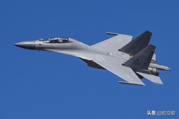 殲-10效能不足，FC-31遲遲未能定型，殲-11的接班人在哪裡