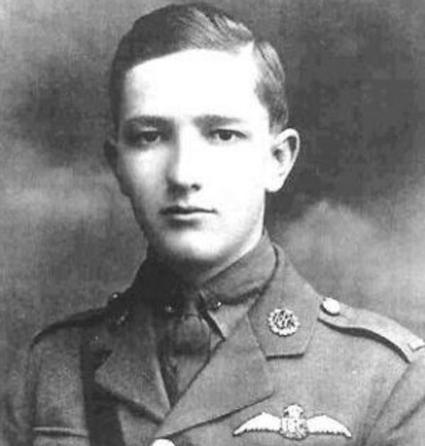 007原型波波夫:間諜生涯四處留情,被注射“測謊血漿”未曾暴露 007原型波波夫:間諜生涯四處留情,被注射“測謊血漿”未曾暴露