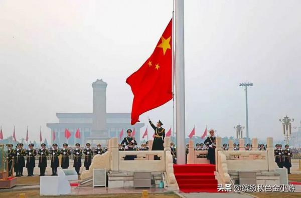 天安門廣場景區特色？到天安門廣場如何遊玩？