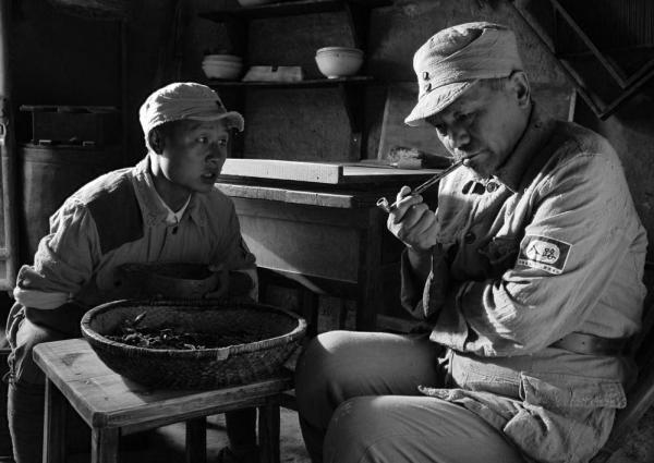 銀幕上的共產黨員｜毛主席當年因何寫下《為人民服務》