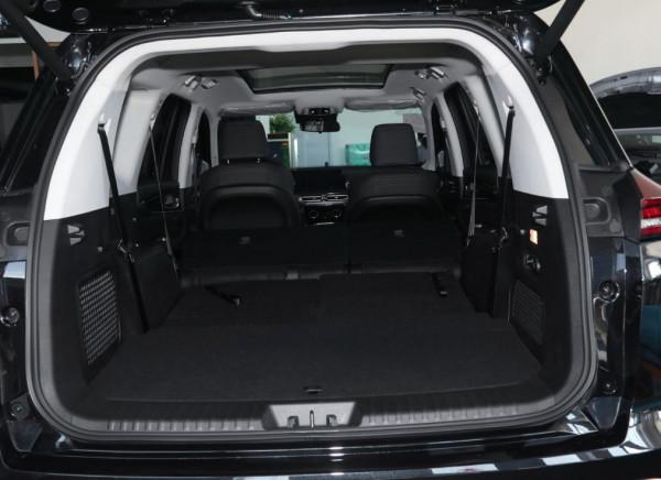 喜歡自駕遊，買20萬左右四驅SUV就行，這三款安全配置豐富，省油