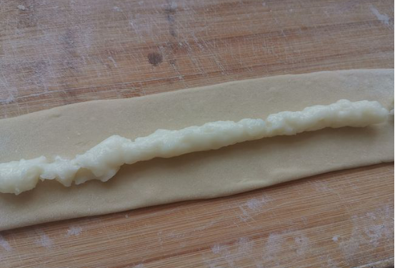 大廚教你做&OpenCurlyDoubleQuote;網紅大麻花&rdquo;，成本不到6塊錢，超市卻賣60多一斤