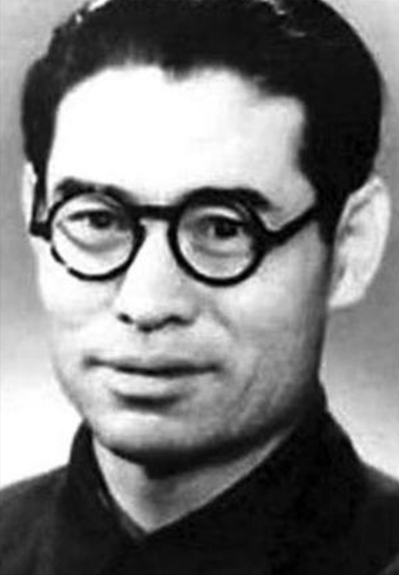 建國之初的六大行政區，它們各自下轄幾個省，領導人分別是誰呢？