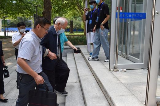 康玉柱:《自主創新與大油田發現》 康玉柱:《自主創新與大油田發現》