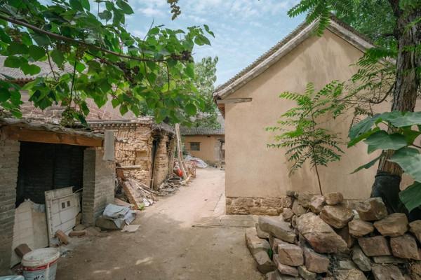 河南這個古村落還有城牆，護城河也很漂亮