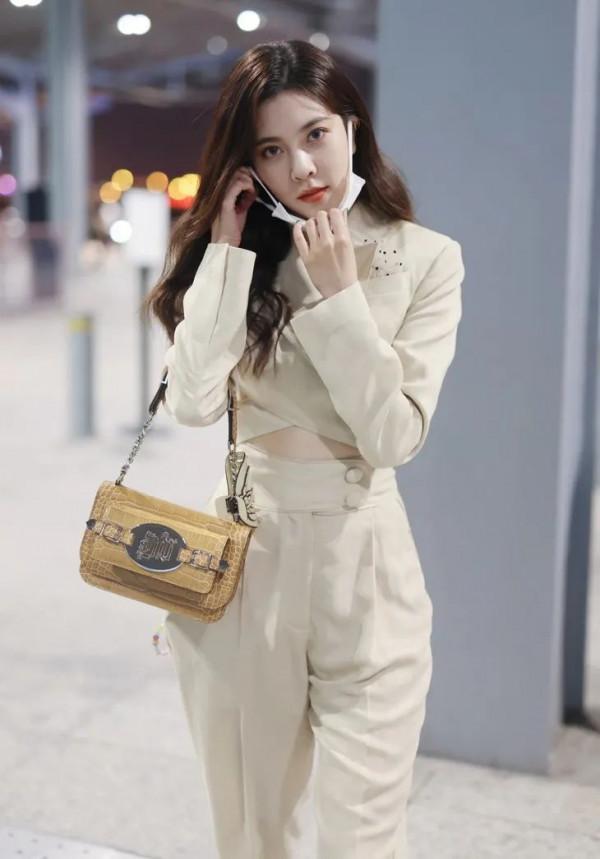 保暖又好看的機場街拍，文詠珊喬欣好難選