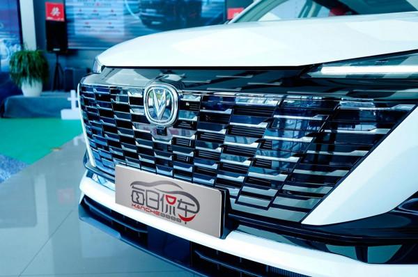 外在更運動 車廂更科技 配置更豐富 長安CS55 PLUS 2022款實拍簡評