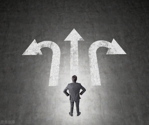 美國債務提高至30萬億,中國股市終於穩了 美國債務提高至30萬億,中國股市終於穩了