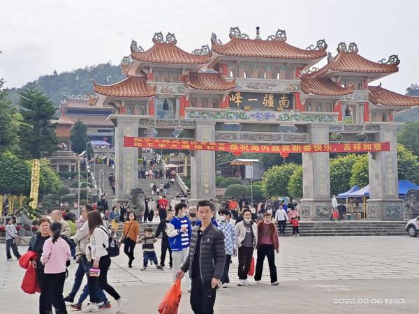 和平大峰,龍首環青,靈山留衣,虹橋跨練一日遊 和平大峰,龍首環青,靈山留衣,虹橋跨練一日遊