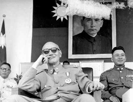 聶鳳智抓到敵46軍軍長韓練成，陳毅：快悄悄放了他，誰也別告訴