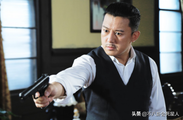 年輕玉樹臨風，中年不忍直視，這些童年男神腫麼了