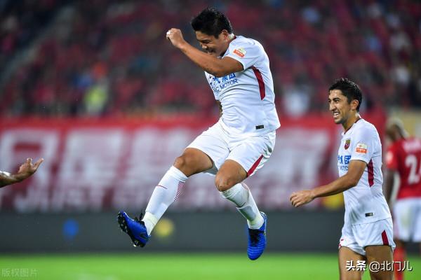 中超最新轉會：上港“9分鐘”名將險些“降級”，多虧俱樂部拒放