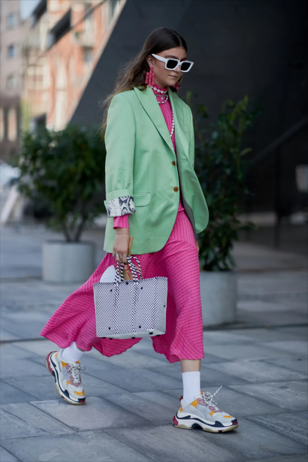 看完《魷魚遊戲》並不夠 撞色穿搭大戲正開演 看完《魷魚遊戲》並不夠 撞色穿搭大戲正開演