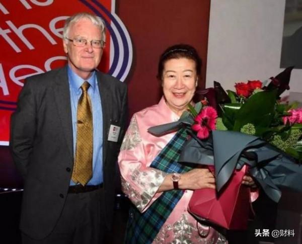 老太太50歲退休創業，靠不起眼的小東西起家，如今年營收達105億