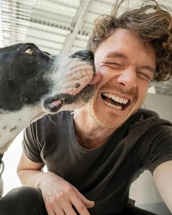 和所有的小動物自拍!這也太太太萌,太可愛了 和所有的小動物自拍!這也太太太萌,太可愛了