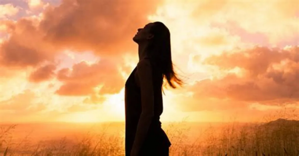 天蠍座新月來了！2021年最後的蛻變之旅，即將開啟（12星座指南）