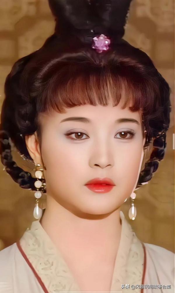 劉曉慶演飾武媚娘，氣質優雅百看不厭