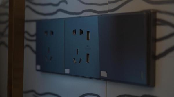 南臨河本土新盤丨125平奢華三居 魔鬼精裝細節 鑄就精緻生活