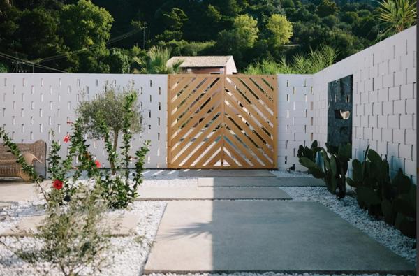 實牆院牆該淘汰了,換成鏤空的顏值超高,通風透氣實用性倍增 實牆院牆該淘汰了,換成鏤空的顏值超高,通風透氣實用性倍增