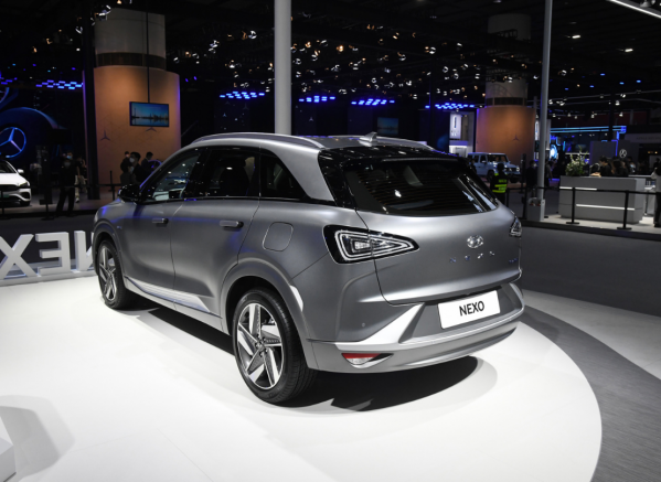 現代氫能SUV中國版，不燒油不充電，加滿氫氣能跑800多公里