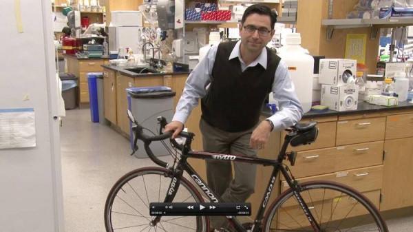 諾獎得主也瘋狂:他最愛寫星座運勢預測;他把學生帶成了牧師 諾獎得主也瘋狂:他最愛寫星座運勢預測;他把學生帶成了牧師