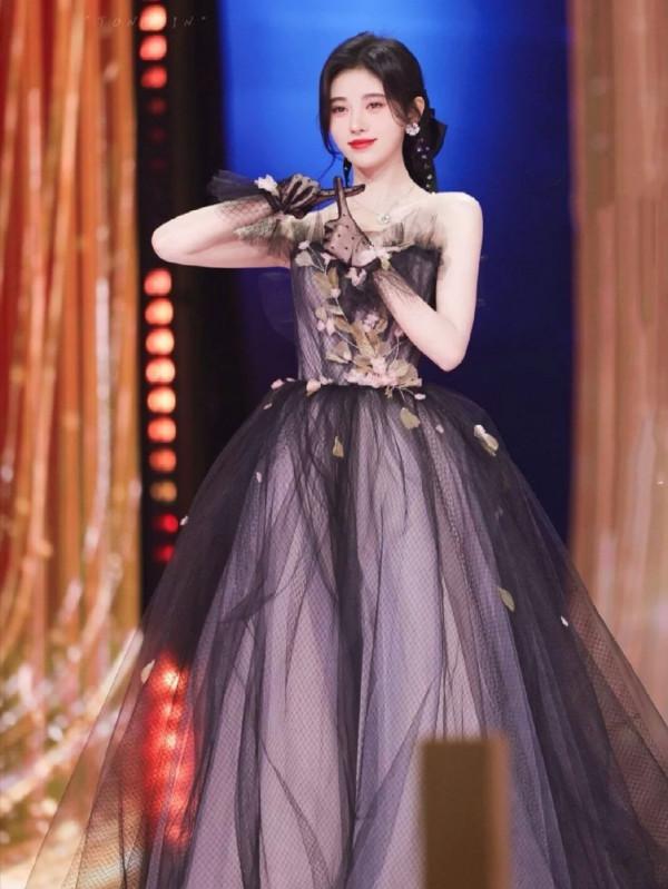 高畫質美照｜四川美少女鞠婧禕