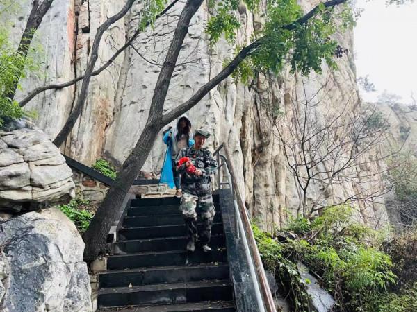 鄭州驢友團八龍潭穿越盧崖瀑布 鄭州驢友團八龍潭穿越盧崖瀑布