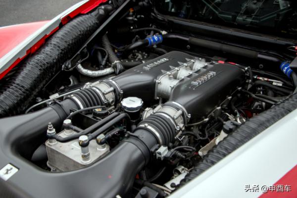 Auto史記 | 法拉利的自吸升功率銷量王，135匹一升！歎為觀止…