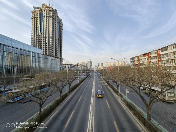 P50 Pocket挺適合當備機，如果你捨得買且買得到