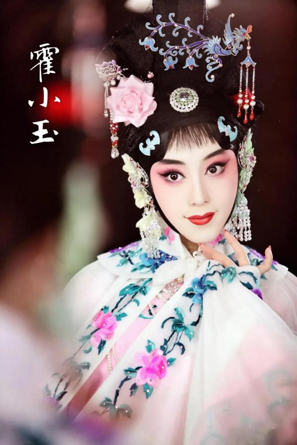 郭德綱王夢婷之“姑娘未婚生子和尚沉默含冤”