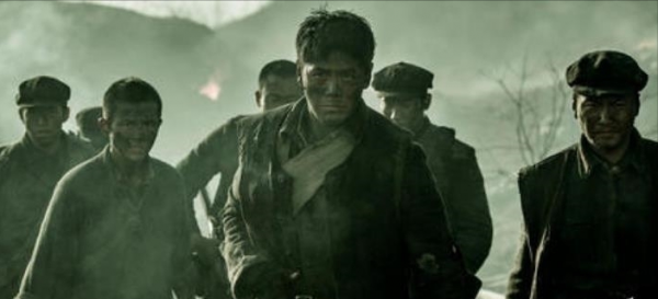 八子參軍，無一生還，老人去世後，毛主席帶著兒子毛毛為他送終