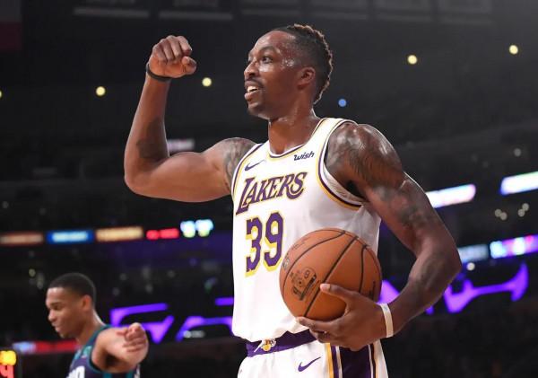 NBA官方評出的現役12大巨星,湖人佔5席,籃網2人,庫裡力壓字母 NBA官方評出的現役12大巨星,湖人佔5席,籃網2人,庫裡力壓字母