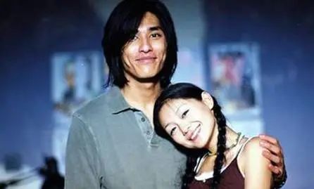 終於官宣離婚！汪小菲早已配不上大S了