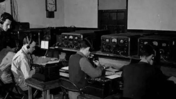 偷聽我軍通訊，外國漢語專家30天過後彙報上級：他們不說中國話