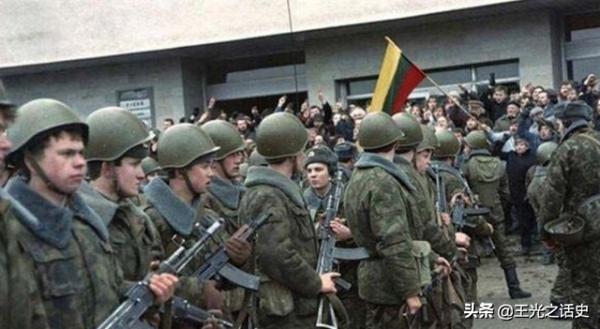 襲擊外國人、毆打警察,俄羅斯“納粹”為什麼無法無天? 襲擊外國人、毆打警察,俄羅斯“納粹”為什麼無法無天?