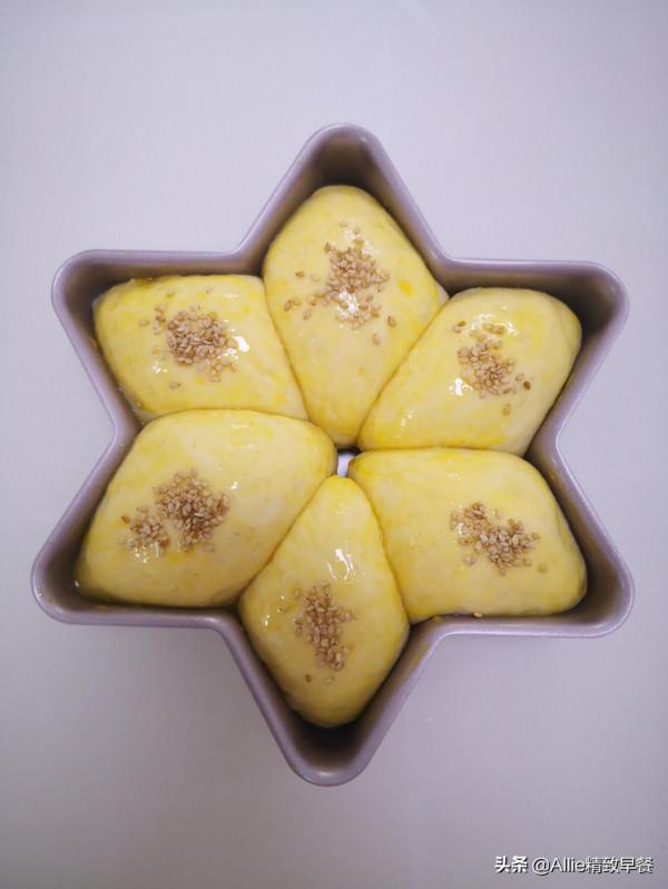 六角星麵包,還原兒時老式麵包的味道,好吃好看無難度,看完都會 六角星麵包,還原兒時老式麵包的味道,好吃好看無難度,看完都會